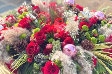 Christmas Flowers & Arrangements – Festive Bouquets for the Holiday Season